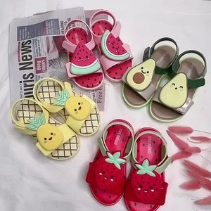 Sandales plates en PVC pour filles, motif fruits mignons, sandales pour enfants à semelle souple, sandales d'été pour enfants, sandales de créateur à motif fruits - Product Image 6