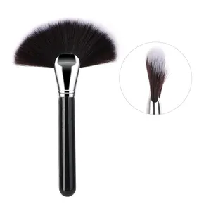 HMU capelli in fibra densa di alta qualità all'ingrosso manico in legno nero a forma di ventaglio Vegan Single Powder Large Highlight spazzola per il viso