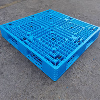 Palette en plastique robuste à six roulettes 1100*1100mm, palette en plastique empilable pour la logistique d'entrepôt