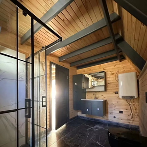 Villa mobile en <span class=keywords><strong>bois</strong></span> triangulaire moderne, écologique et de haute qualité ZhongBo pour hôtel et complexe hôtelier en pleine nature - Product Image 2