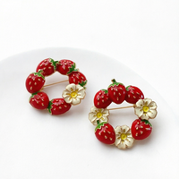 Nieuwe collectie creatieve dames en heren citroen emaille pins broches mode exquisiete schattige fruit pak jas legering plating bruiloft