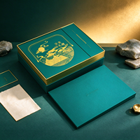 Coffret Cadeau Premium Vert Doré, Boîte Rigide de Luxe avec Illustration Paysagère en Feuille d'Or, Ensemble de Deux Boîtes Intérieures pour Cadeaux de Fête