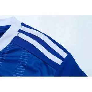 Venta al por Mayor en Línea, Uniforme Deportivo de Alta Calidad OEM 100% Poliéster, Nuevo Diseño Personalizado, Conjunto Completo de Jersey de Entrenamiento Deportivo para Hombre, Equipación de Fútbol - Product Image 3