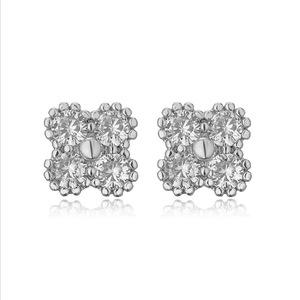 Boucles d'Oreilles Vintage Luxe Cuivre Incrusté Zircon Tige Mince Mini Carré Trèfle à Quatre Feuilles Boucles d'Oreilles pour Femmes - Product Image 3