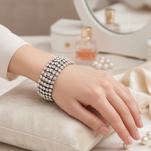 Bracciali elasticizzati in cristallo AB rodiati per un Look elegante - Product Image 3