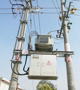 Transformador trifásico S11 sumergido en aceite 11kV/20kV de baja pérdida con bobinado de cobre, construcción totalmente sellada, 50Hz 400V, certificado CE ISO - Product Image 2