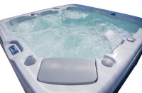 Bain à remous autoportant moderne en acrylique pour 5 personnes, vente en gros