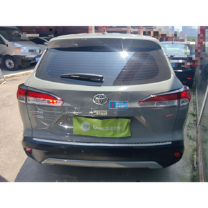 Guazi <span class=keywords><strong>2022</strong></span> Toyota <span class=keywords><strong>Corolla</strong></span> <span class=keywords><strong>Cross</strong></span> SUV de 5 Plazas, Motor de Gasolina, Venta Directa de Concesionario, Automático, Volante a la Izquierda, para Compradores de SUV Familiares Confiables - Product Image 6