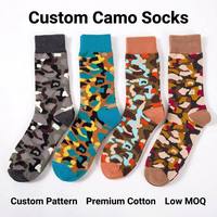 Chaussettes mi-mollet en jacquard camouflage personnalisées avec revers contrastant, motif camouflage sur la pointe et le talon, tricotées, pour l'extérieur et la mode urbaine, OEM ODM