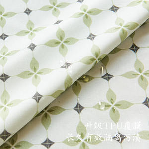 Nappe rectangulaire Muqing imprimée en polyester TPU, imperméable et anti-taches, pour table de salle à manger ou de café, avec pompons - Product Image 3