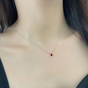 Collar con Colgante de Rubí Sangre de Pichón en Plata de Ley S925 para Mujer, Lujoso con Toque de Oro Platino - Product Image 3