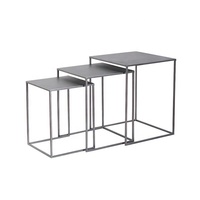 Carsara — table basse blanche en marbre naturel, cadre rond en métal, nid en acier, blanc