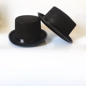 Chapeau haut de forme Madeshine personnalisé en feutre noir avec ruban de satin Lincoln pour adultes et enfants, idéal pour les fêtes costumées - Product Image 1