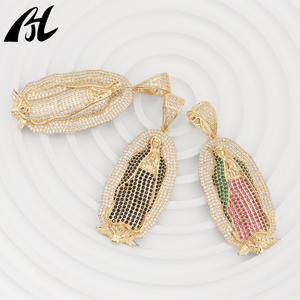จี้พระแม่มารีทองเหลือง C-765 ประดับเพชรซิคอนหลากสี ชุบทอง 14K 3 สี ดีไซน์หรูหรา สไตล์ศาสนา - Product Image 3