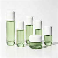 Ensemble de flacons en verre vert pour emballage cosmétique avec capuchon blanc en forme de dôme, logo personnalisé pour marque, étiquette privée, sérum