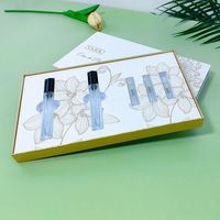 Boîte d'emballage de parfum de luxe vide personnalisée de conception libre 10ml 30ml 50ml 100ml