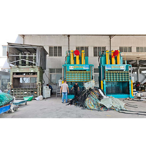 Practical Aluminum Cans Paper Carton Vertical Pet Bottle Press for <strong>Sale</strong> <strong>Compactor</strong> Prices Hydraulic <strong>Scrap</strong> <strong>Metal</strong> Baling Machine - Product Image 4