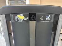 Machine à exercices pectoraux à charges réglables de qualité professionnelle, équipement de fitness robuste pour l'entraînement des muscles de la poitrine, conception ergonomique