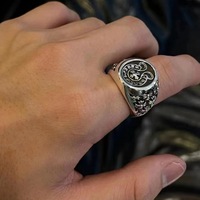 21 Stück Vintage Kreuzmuster Antik-Silber-Optik Gravierte Metall-Modeschmuck-Ringe für Männer und Frauen Geschlossene Fingerringe