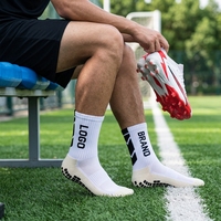 Chaussettes de sport antidérapantes pour jeunes hommes, logo personnalisé OEM, coton écologique, antibactériennes, football, séchage rapide, respirantes