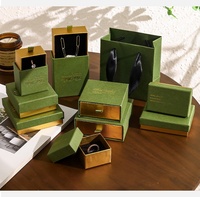 Vintage Grüne Schmuckbox mit Heißprägung und Schublade, Spezielle Texturpapier-Geschenkverpackung für Ringe, Halsketten, Ohrringe und Armbänder
