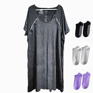 Set pigiama <span class=keywords><strong>da</strong></span> allattamento in raso elegante e traspirante <span class=keywords><strong>per</strong></span> donna, non camicia <span class=keywords><strong>da</strong></span> <span class=keywords><strong>notte</strong></span>, con calzini, <span class=keywords><strong>per</strong></span> il parto e l'ospedale, <span class=keywords><strong>per</strong></span> la maternità - Product Image 1