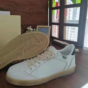 Chaussures de sport décontractées pour hommes en cuir véritable et caoutchouc, chaussures de marche élégantes antidérapantes à tige basse pour l'extérieur - Product Image 4