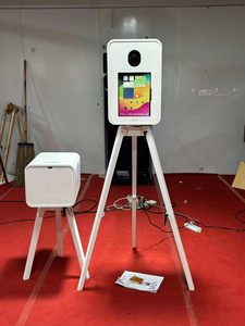 Cabina Fotografica in Legno Pieghevole con Schermo Touch da 18,5 Pollici, Design Personalizzato, Treppiede Moderno per DSLR e Stampante Integrata - Product Image 5