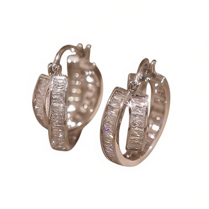 Orecchini a Cerchio Placcati in Oro Rosa con Cristalli e Strass, Gioielli di Lusso da Donna per Uso Quotidiano - Product Image 1