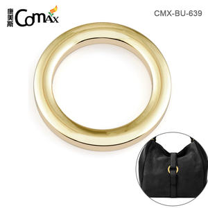 Çanta donanım Custom Made <span class=keywords><strong>O</strong></span> <span class=keywords><strong>Ring</strong></span> 22mm altın Metal <span class=keywords><strong>O</strong></span> <span class=keywords><strong>Ring</strong></span> çanta için özelleştirilmiş kazınmış Logo 7/8 inç <span class=keywords><strong>O</strong></span> <span class=keywords><strong>Ring</strong></span> - Product Image 3