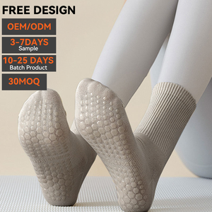 Calcetines de Compresión Antideslizantes de Alta Calidad al por Mayor para Mujer, Calcetines Deportivos de Algodón para Yoga, Pilates y Entrenamiento con Logotipo Personalizado - Product Image 1