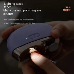 Nouveau Coupe-Ongles Électrique Portable 2-en-1 Rechargeable 2025 avec Polissage Automatique Sûr et Pratique et Lumière LED - Product Image 6