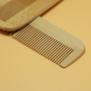 Sikat rambut bambu halus & lebar portabel, sisir gigi untuk penggunaan Hotel dan Salon dengan Logo kustom - Product Image 5