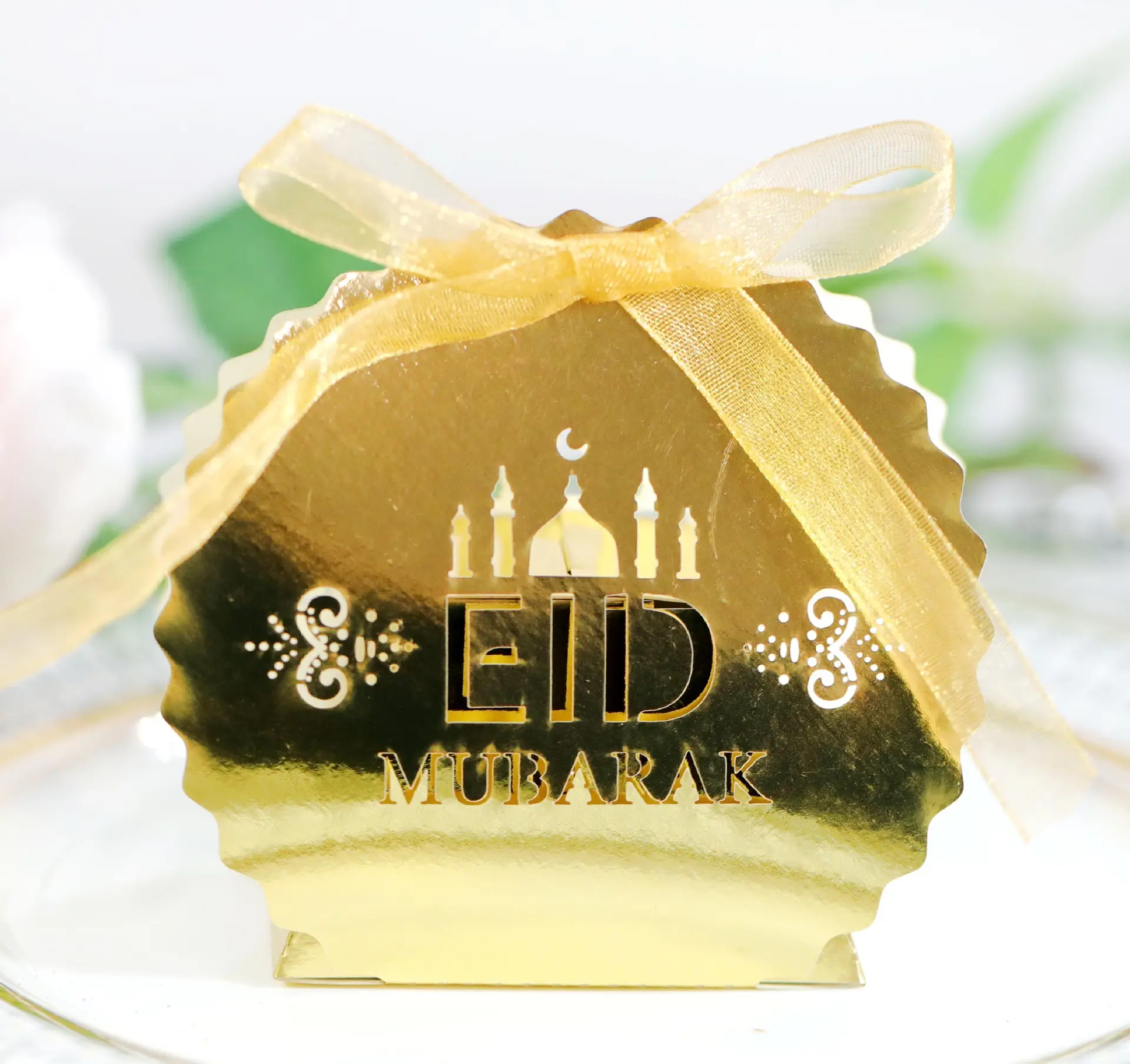 イスラム教徒のイードラマダンムバラックレーザーカットロマンチックな結婚式の好意誕生日ペーパークラフトケーキボックスキャンディーボックス