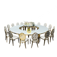 Ensemble table et chaises de salle à manger d'hôtel en verre trempé, moderne et durable, pour événements de banquet, designs serpentine, argent/or/or rose