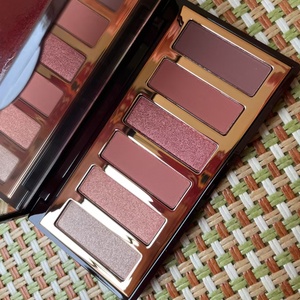 Palette de fards à paupières de luxe six couleurs To Me Nude Full Matte Beige Brown Nude - Product Image 1