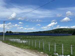 Sistema de Energía <span class=keywords><strong>Solar</strong></span> Eólica <span class=keywords><strong>Híbrido</strong></span> Completo de <span class=keywords><strong>10</strong></span> <span class=keywords><strong>kw</strong></span> 100kw 1mw 5MW con Baterías de Litio de 15 <span class=keywords><strong>kw</strong></span> - Product Image 3