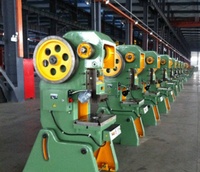 Presse à poinçonner pour tôles, machine de poinçonnage pour atelier de fabrication, ligne de production