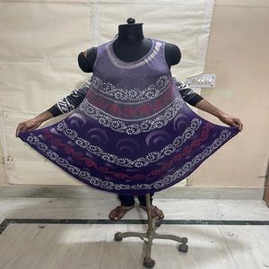 Robes décontractées mini sans manches en crêpe unie délavée à l'acide avec décoration de perles tissées et taille tombante - Product Image 6