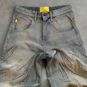 Jeans de Hombre Estilo Urbano, Jeans Holgados Personalizados de Alta Calidad para Hombre, Jeans Negros Bordados Estilo Y2K - Product Image 2