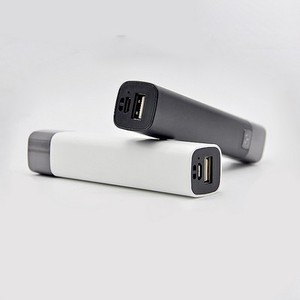 Cargador Portátil 2 en 1 Recargable por USB de 1200mAh, de Buena Calidad, para Exteriores, con Linterna, Producto Promocional, Venta al Por Mayor - Product Image 2