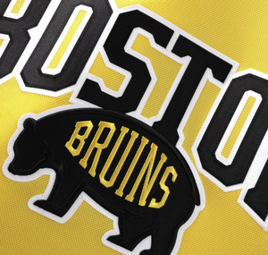 2026 Herren Boston Stadium Series Premium Trikot 88 David Pastrnak 73 Charlie McAvoy 1 Jeremy Swayman Eishockey-Trikots - Product Image 3