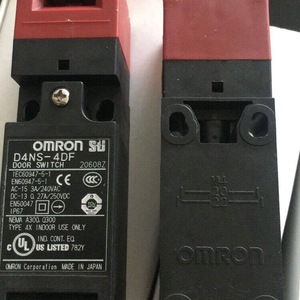 Interruptor de Puerta Omron D4NS-1AF 3A 240VAC DC 250V IP67 para Uso en Interiores - Product Image 5
