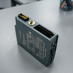 Controlador PLC SIMATIC S7-1200 Compact CPU 6ES7215-1AG40-0XB0 Nuevo y Original, Comunicación Ethernet DC/DC/DC de Fábrica - Product Image 3
