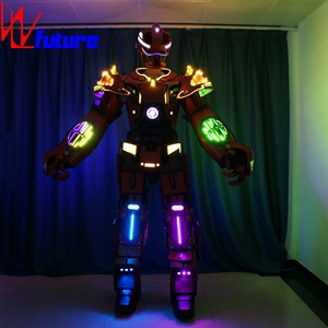 Costumes de mascotte de robot <span class=keywords><strong>guerrier</strong></span> LED 3D programmable, transformateur géant, marcheur sur échasses, vêtements de performance avec de gros éclairages LED - Product Image 3