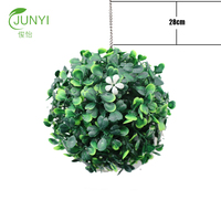 Vente en gros boule de faux gazon en plastique boule de gazon suspendue boule de fleurs artificielles pour la décoration de fête de mariage