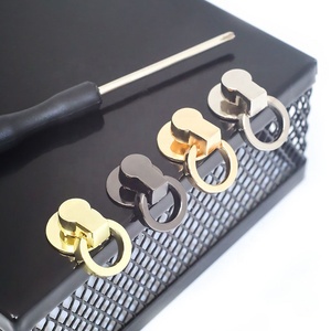 กระเป๋าโลหะขนาดเล็กทำอุปกรณ์เสริมโอริงกระเป๋าถือคลิปด้านข้างเชื่อมอลูมิเนียมกันลื่นกันน้ำที่แขวนกระเป๋าขนาดเล็ก - Product Image 2