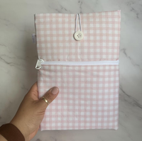 Pochette de livre taille personnalisée pochette de livre rembourrée en coton faite à la main fermeture éclair souple couverture de livre vichy bleu