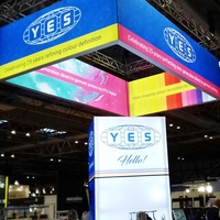 Cadres en aluminium lumineux pour enseignes suspendues, présentoirs d'exposition avec boîte à lumière Expo Seg