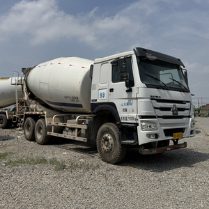 Camión Mezclador de Concreto <span class=keywords><strong>Usado</strong></span> <span class=keywords><strong>en</strong></span> China, HOWO 6x4, con Tambor de 10 Metros Cúbicos, de Alta Resistencia para Construcción - Product Image 1